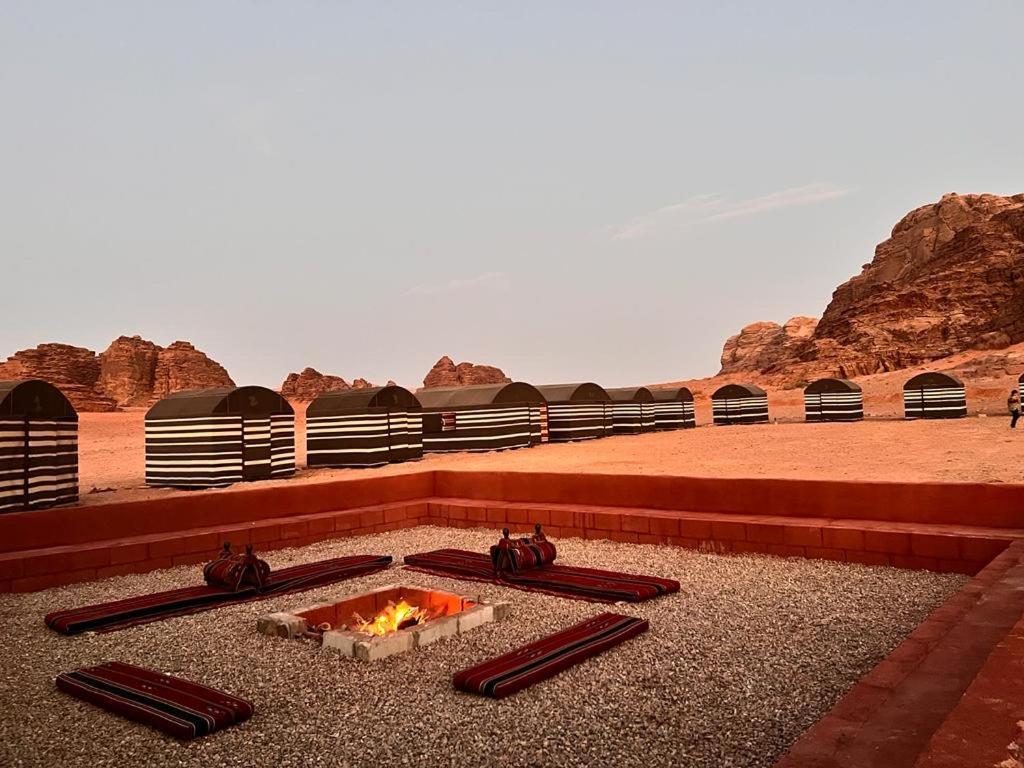 Wadi Rum Sky Tours & Camp Exterior foto