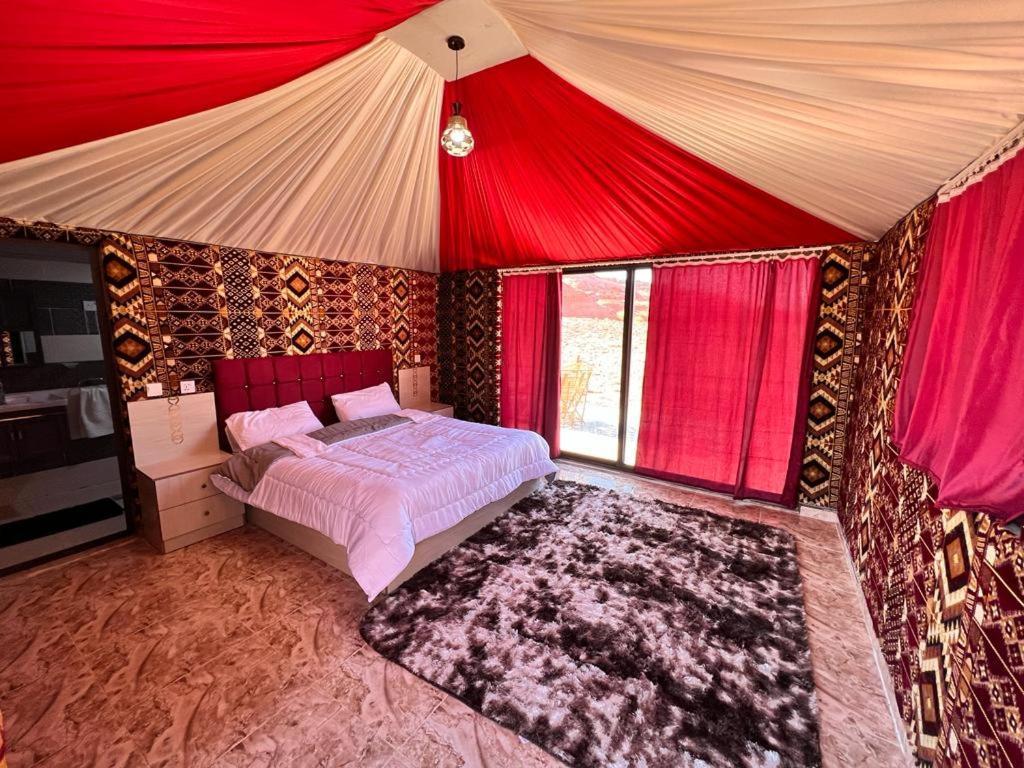 Wadi Rum Sky Tours & Camp Exterior foto