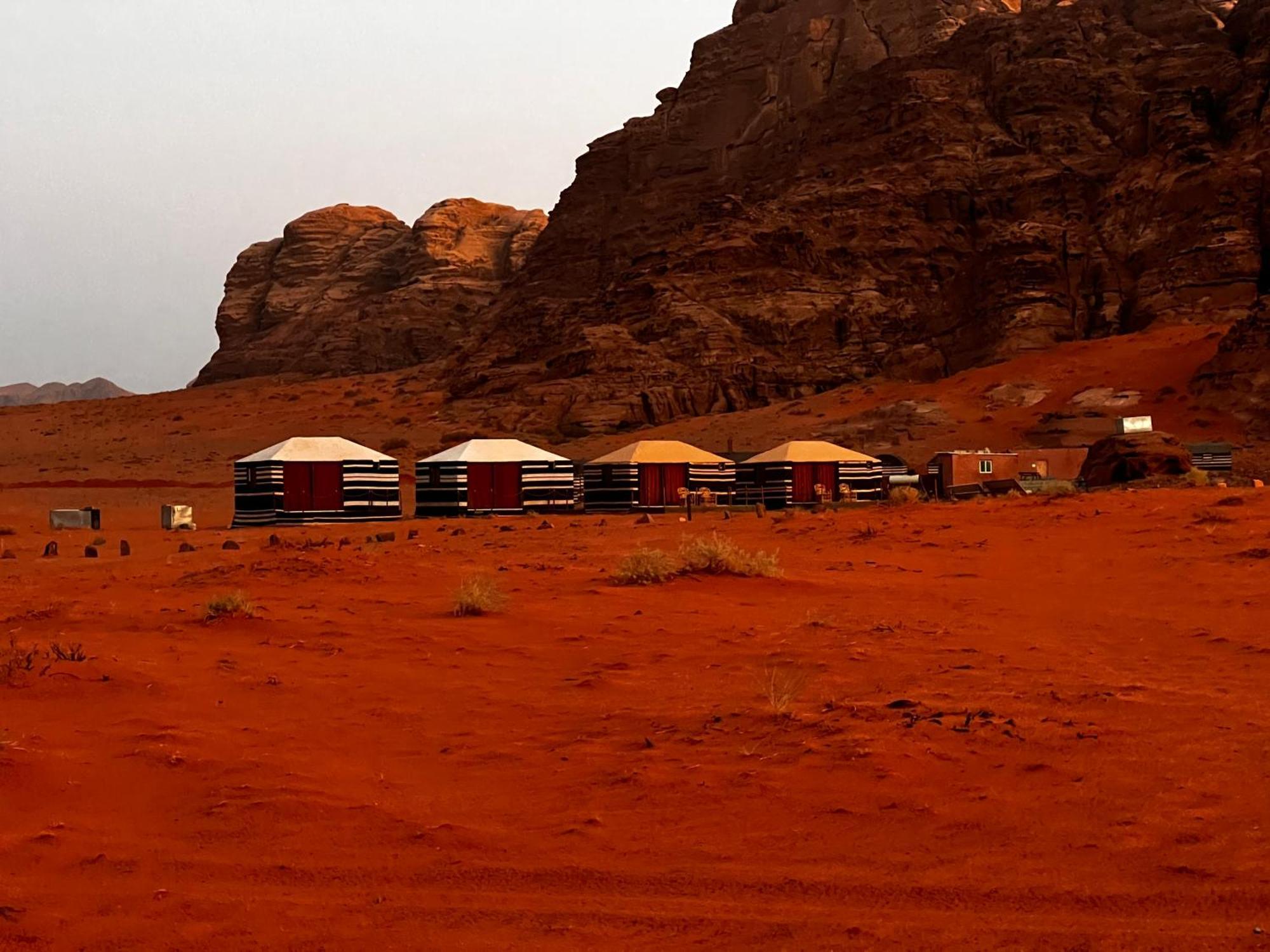 Wadi Rum Sky Tours & Camp Exterior foto