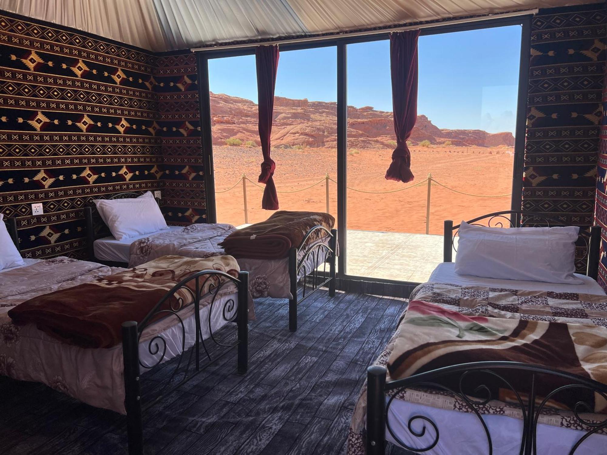 Wadi Rum Sky Tours & Camp Exterior foto