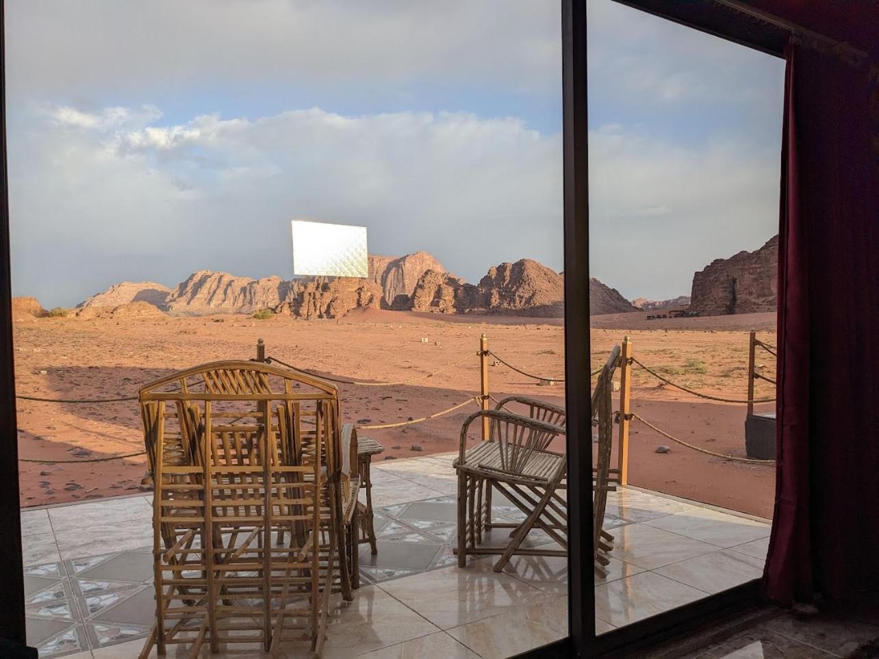 Wadi Rum Sky Tours & Camp Exterior foto